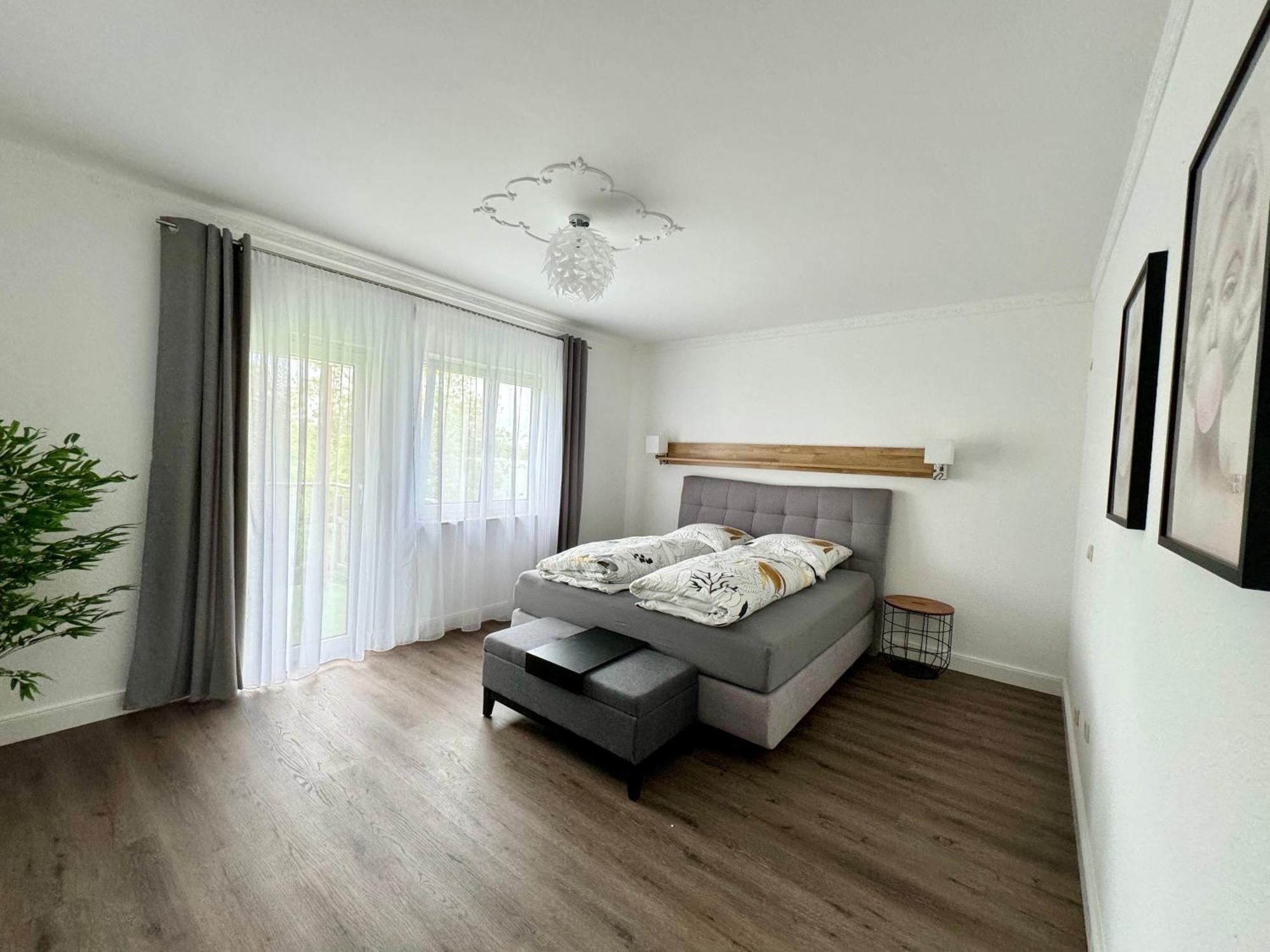 220 Qm Penthouse Wohnung Mit Fahrstuhl - Ohne Spa MHG Exterior foto